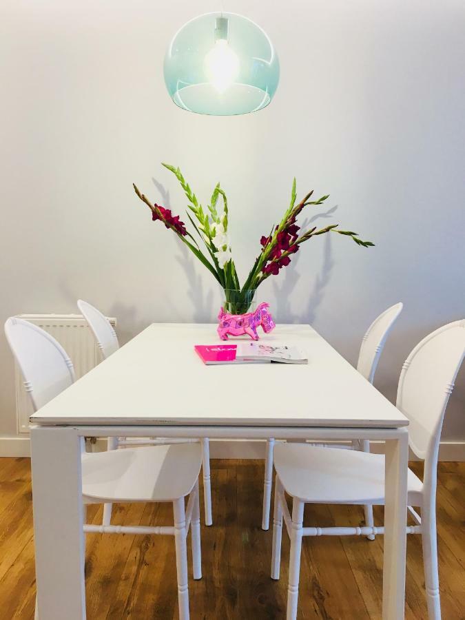 Piper Zajezdnia White Apartment Poznan Ngoại thất bức ảnh