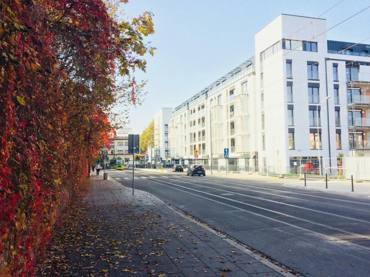 Piper Zajezdnia White Apartment Poznan Ngoại thất bức ảnh